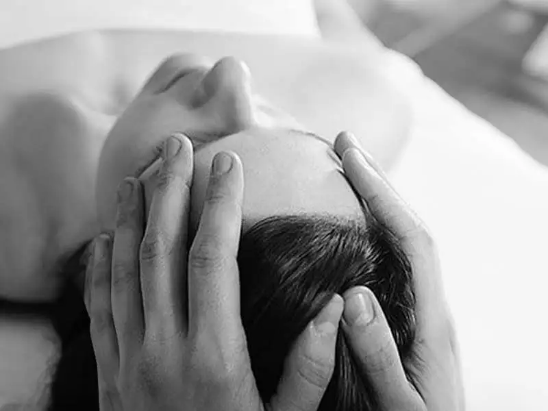 Terapia energetica y sesiones de LNT en Barcelona por Priya Sugandh